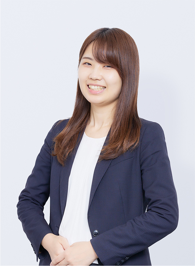 先輩社員2